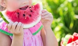 吃瓜报告baby,Baby的娱乐圈风云录