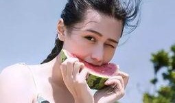 吃瓜可爱头像女孩图片