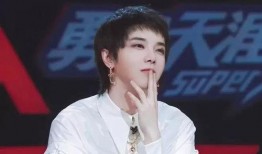 华晨宇吃瓜课代表