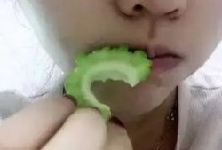 苦命人吃瓜,揭秘底层生活的酸甜苦辣