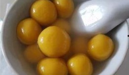 又更新了 汤圆 吃瓜,吃瓜群众纷纷点赞