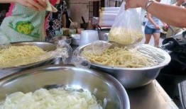 城甜水面小哥吃瓜,揭秘美食背后的故事