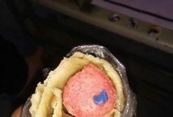 秦皇岛卫校吃瓜,揭秘校园生活趣闻