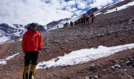 吃瓜爬山援,吃瓜群众登山探险记