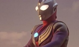 奥特曼请大爷吃瓜,一场跨越次元的美食盛宴