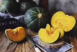 赤鬼伯伯吃瓜,赤鬼伯伯的瓜田奇遇记