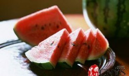 夜宵的吃瓜,品味吃瓜乐趣，共享人间烟火气