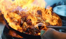 夜宵的吃瓜,品味吃瓜乐趣，共享人间烟火气