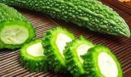 赤鬼伯伯吃瓜,赤鬼伯伯的瓜田奇遇记