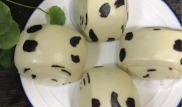 奶牛吃瓜的做法,瓜果飘香，共享田园美味